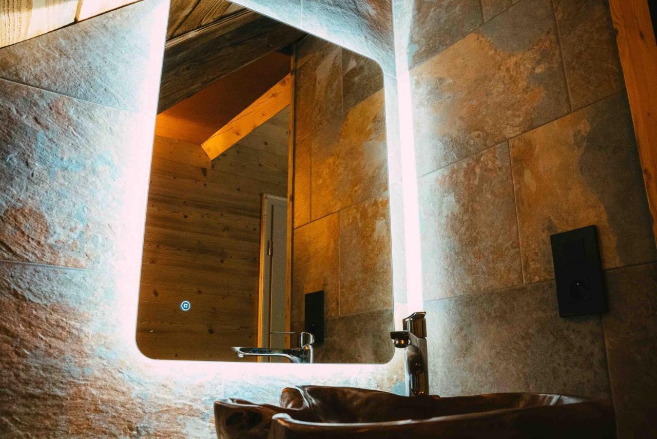Le Grand Petit Prince - Domaine De Charme - Jacuzzis Privatifs Guebwiller Ngoại thất bức ảnh