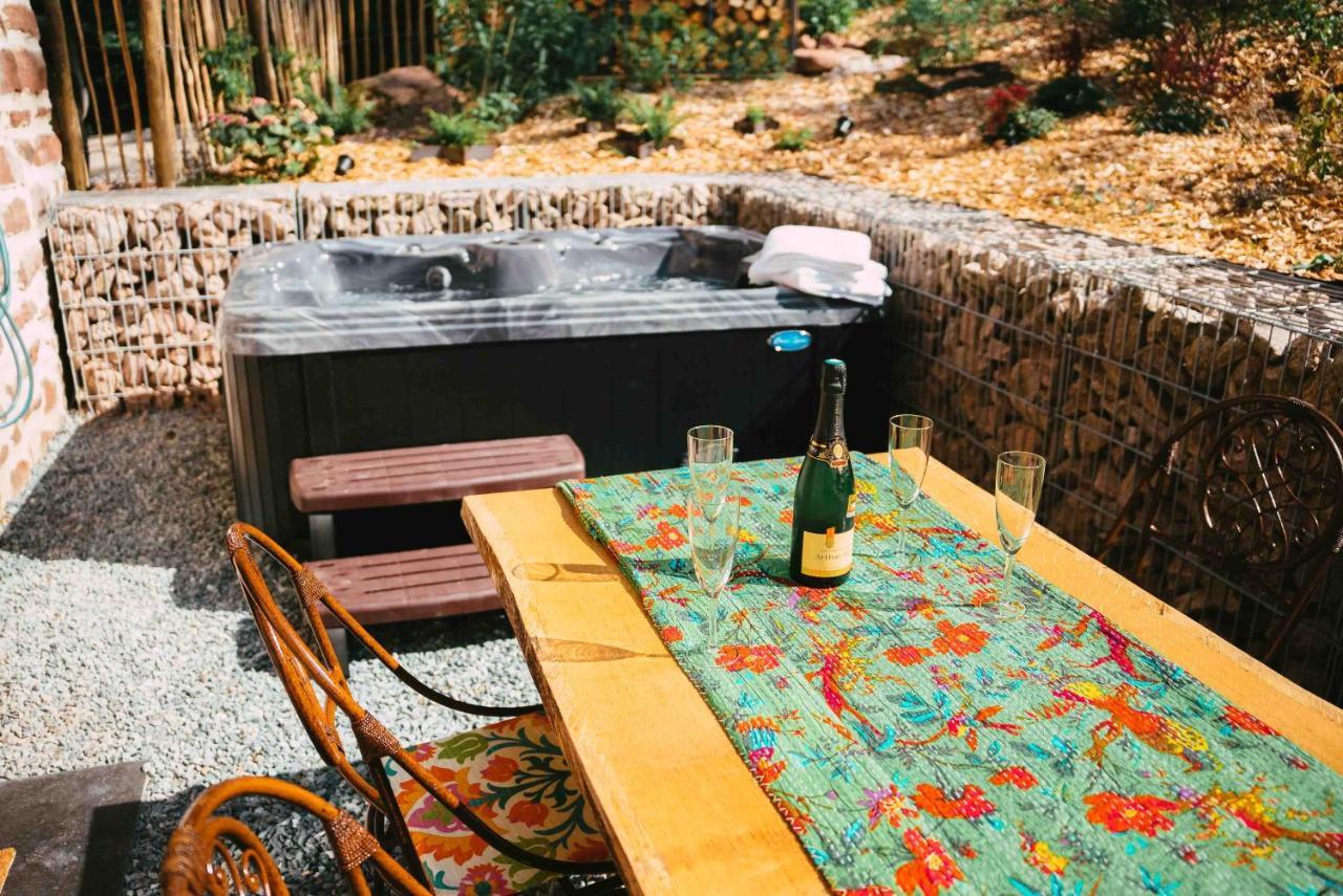 Le Grand Petit Prince - Domaine De Charme - Jacuzzis Privatifs Guebwiller Ngoại thất bức ảnh