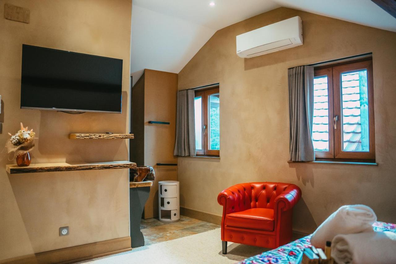 Le Grand Petit Prince - Domaine De Charme - Jacuzzis Privatifs Guebwiller Ngoại thất bức ảnh