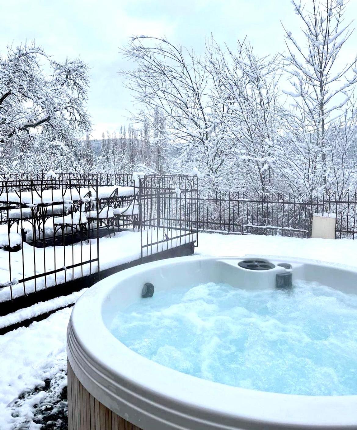 Le Grand Petit Prince - Domaine De Charme - Jacuzzis Privatifs Guebwiller Ngoại thất bức ảnh